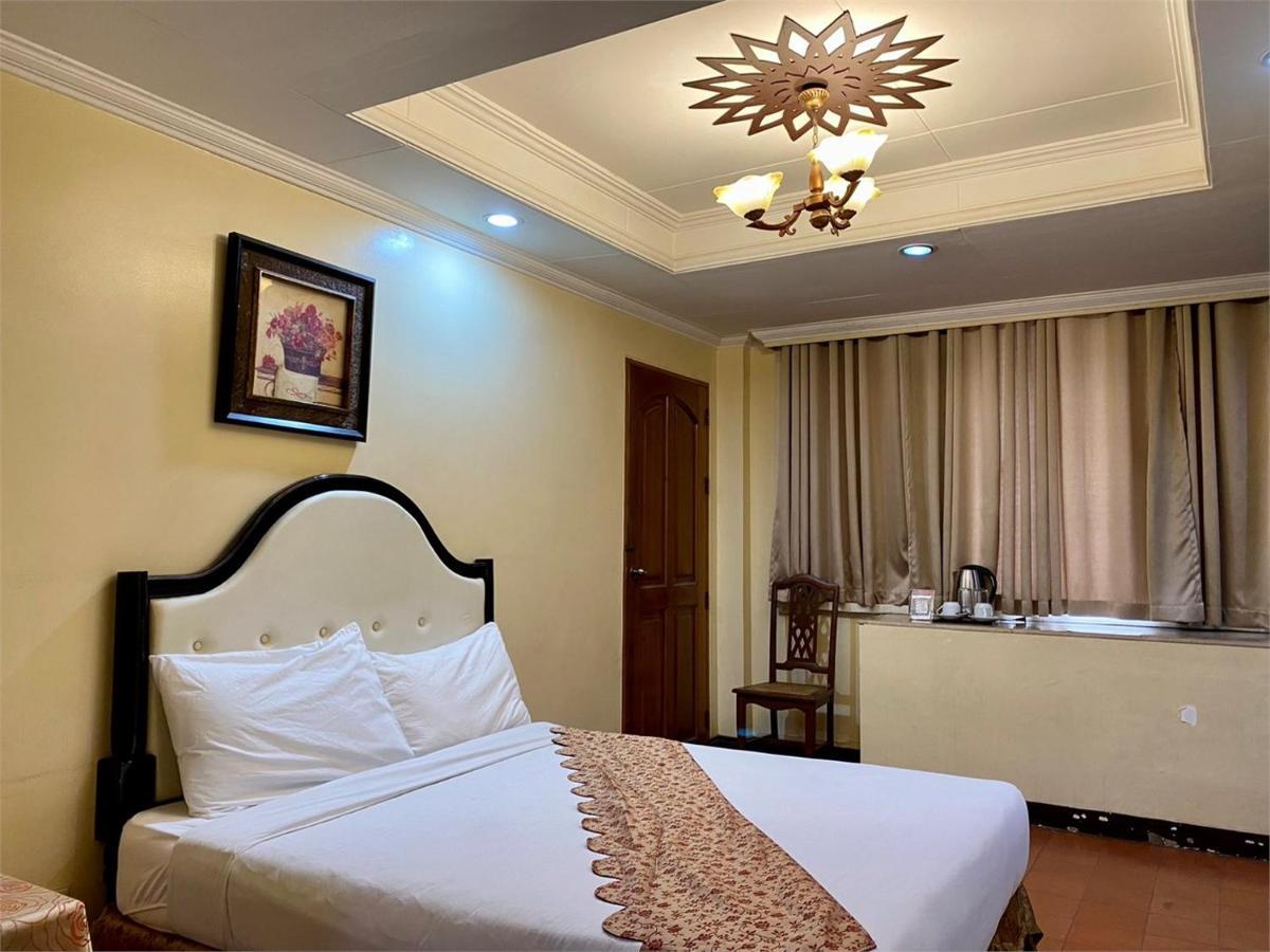 White Knight Hotel Intramuros Manila Exteriér fotografie