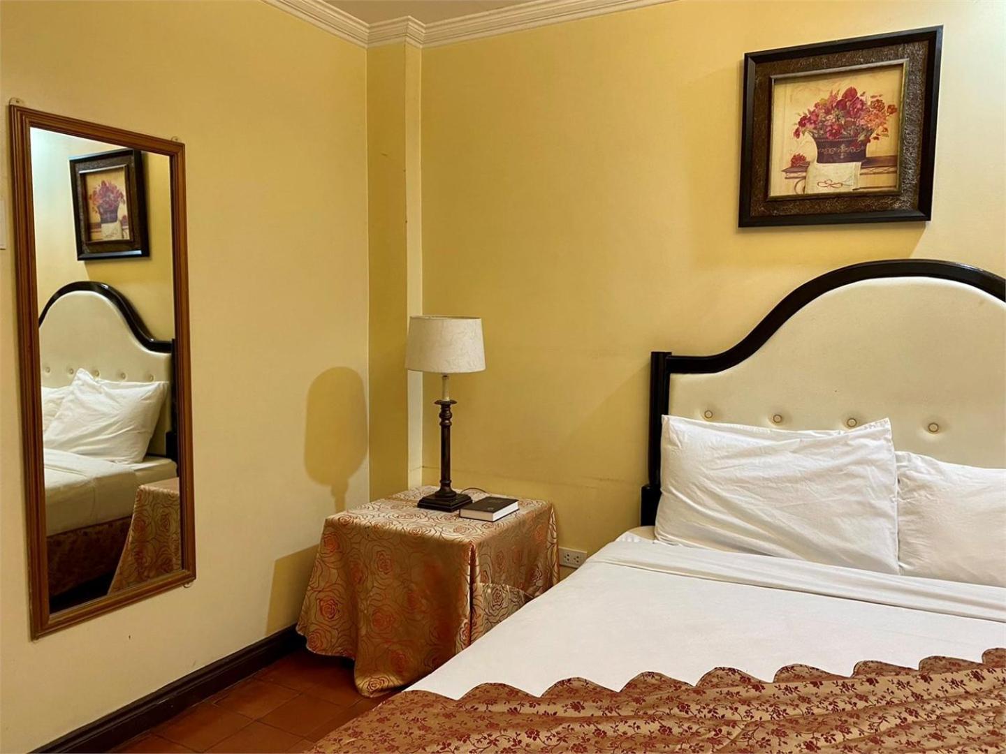 White Knight Hotel Intramuros Manila Exteriér fotografie